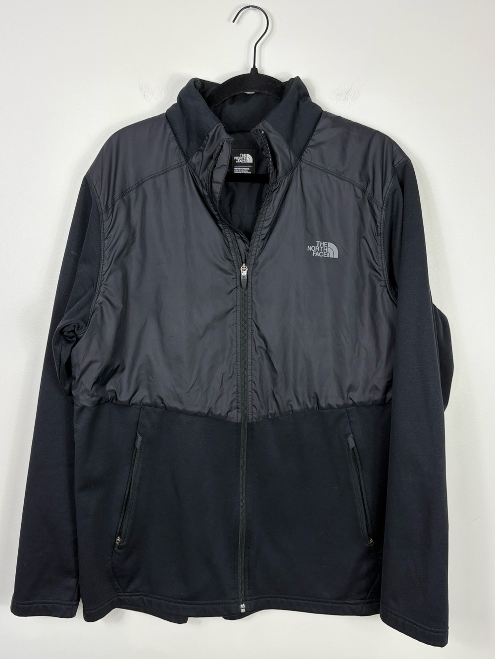 The North Face Men’s Full Zip Jacket Black Size Large Fleece Lined Windbreaker
